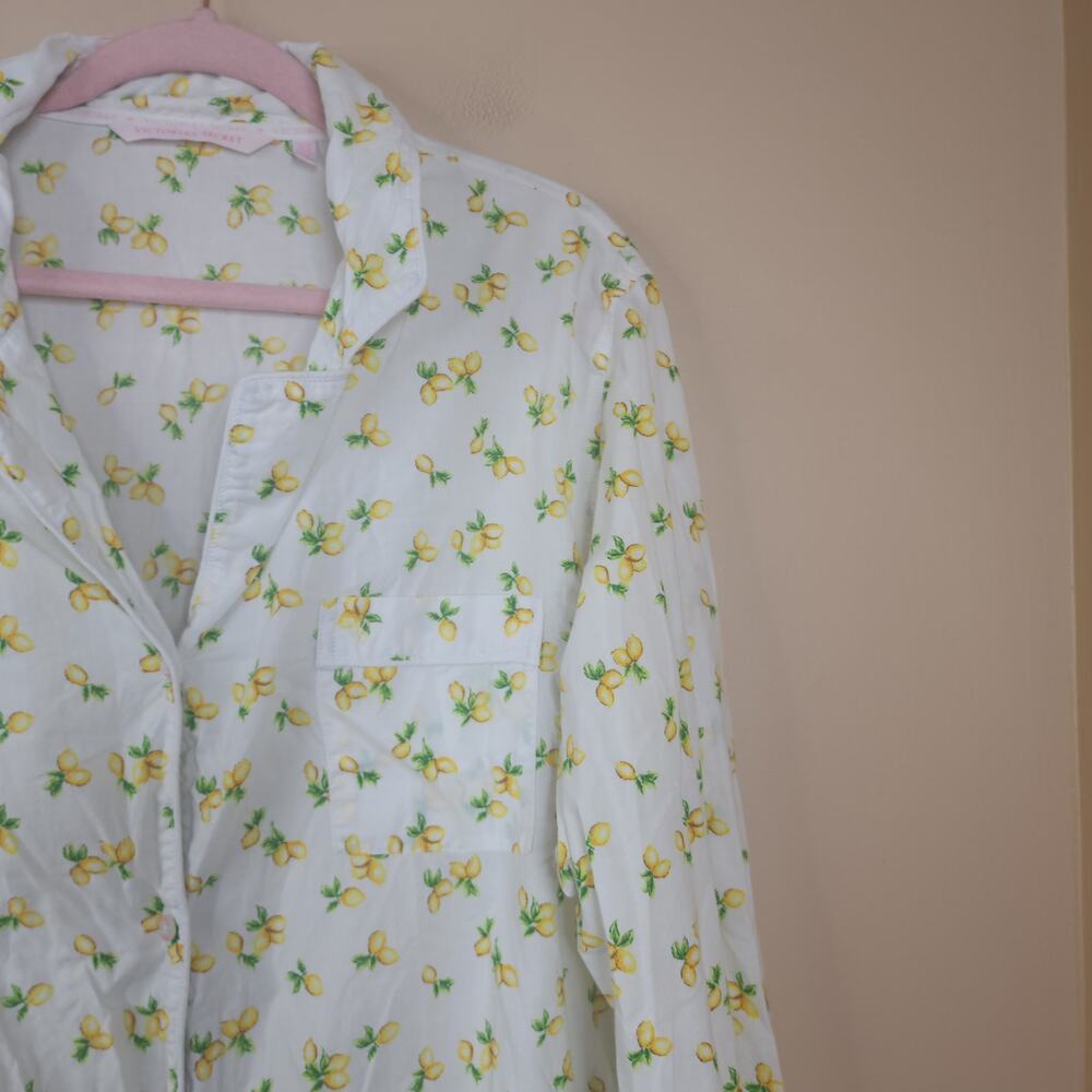 Victoria's Secret Long Sleeve Lemon Button Up Sleep Shirt Size L - Picture 3 of 8